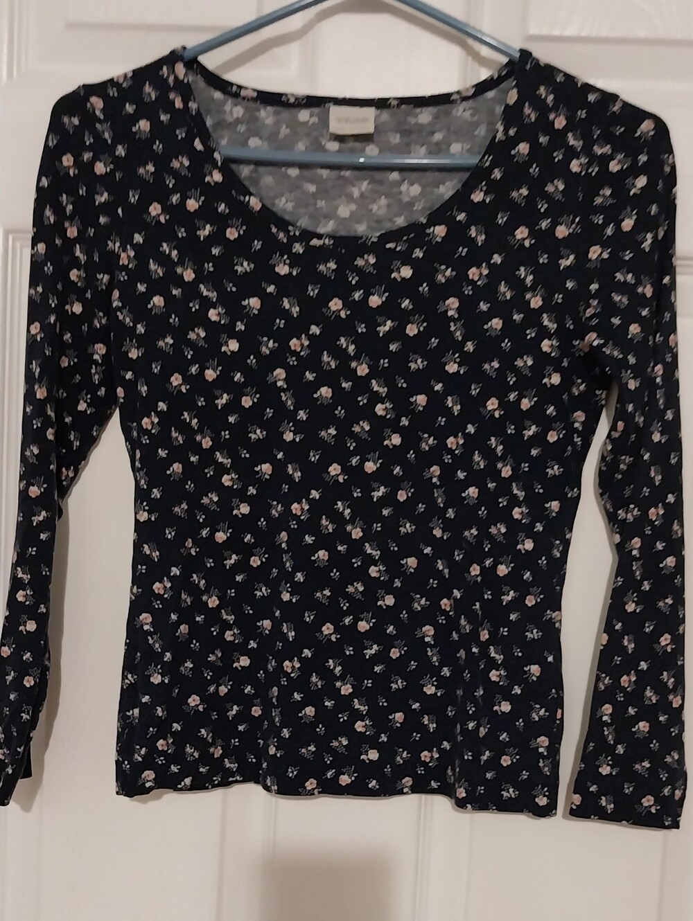 United Colors Of Benetton Made In Italy Navy Long-Sleeve Floral Scoop Neck Top